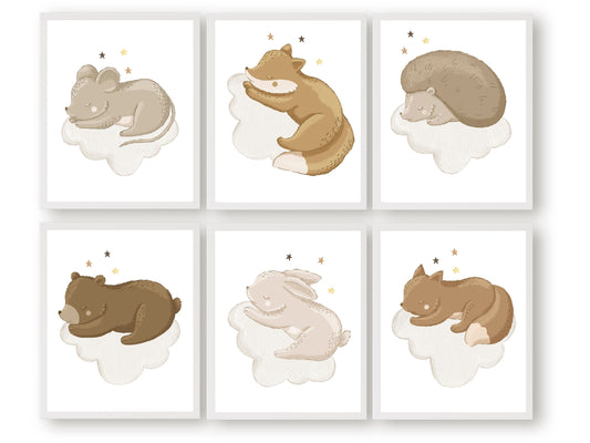 Our adorable Sleeping Animal Nursery Prints Set of 6 featuring gorgeous watercolour woodland animals are the perfect addition to your baby's woodland nursery decor or a gender neutral baby shower gift.