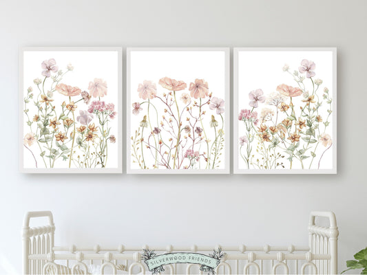 This gorgeous wildflower nursery print set by Silverwood Friends with watercolour wildflower meadow flowers is perfect for your wildflower nursery decor or boho nursery and also makes a unique baby shower gift.